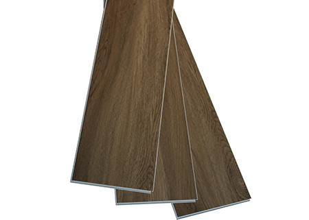 Plancher composé en plastique adapté aux besoins du client de pierre de SPC de taille avec le noyau supérieur du manteau de couche d'usage/vinyle/SPC